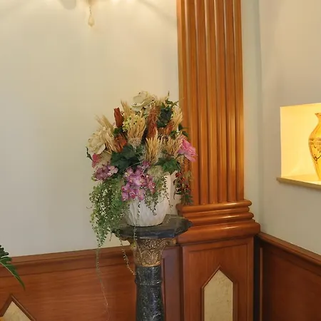 Apartment Imperial Crown *