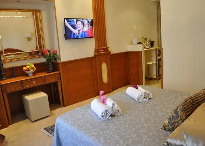 Imperial Crown Апартаменты *