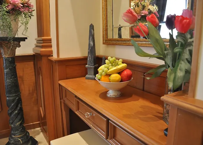 Imperial Crown Апартаменты Рим